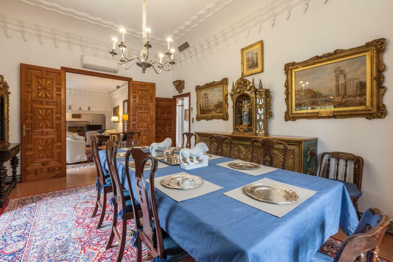 Villa Elvira, Exclusive Pool And Gardens In The Heart Of Sevilla Dış mekan fotoğraf