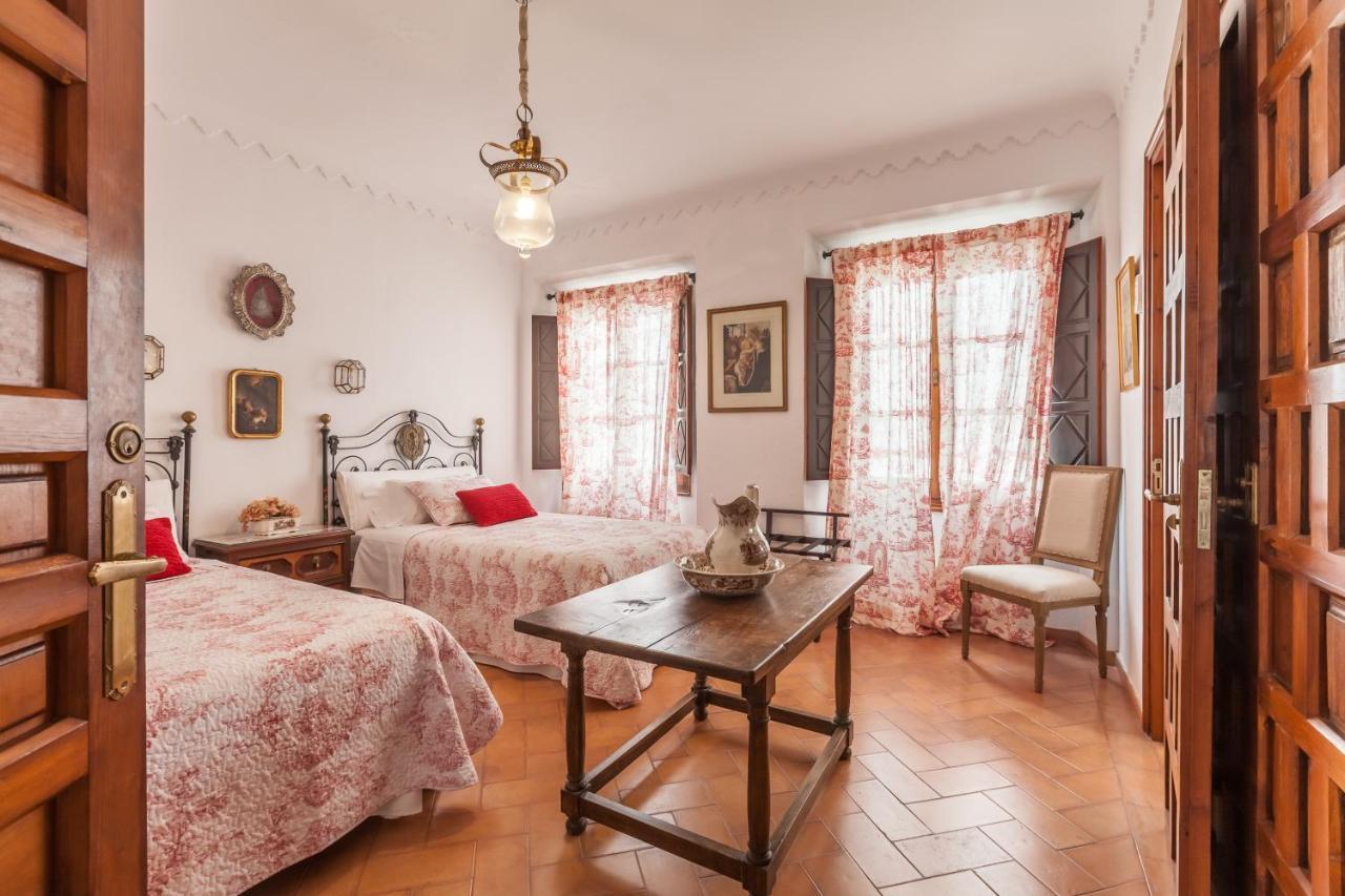 Villa Elvira, Exclusive Pool And Gardens In The Heart Of Sevilla Dış mekan fotoğraf