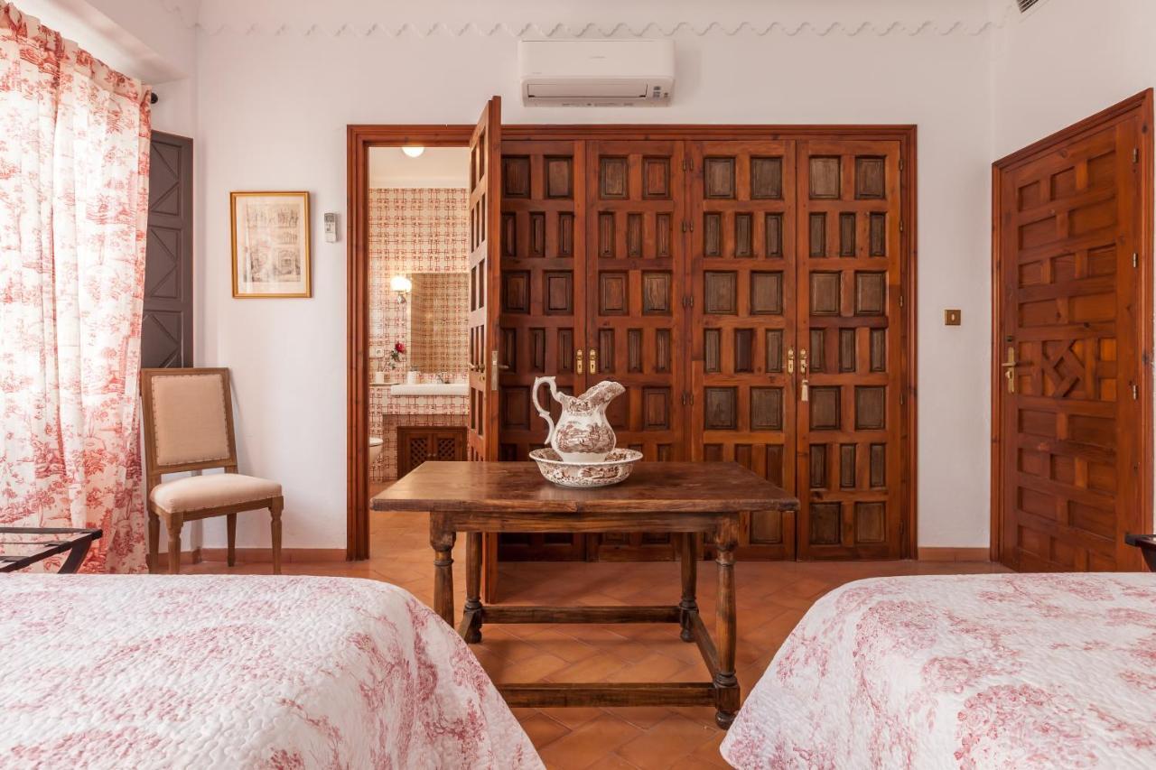 Villa Elvira, Exclusive Pool And Gardens In The Heart Of Sevilla Dış mekan fotoğraf